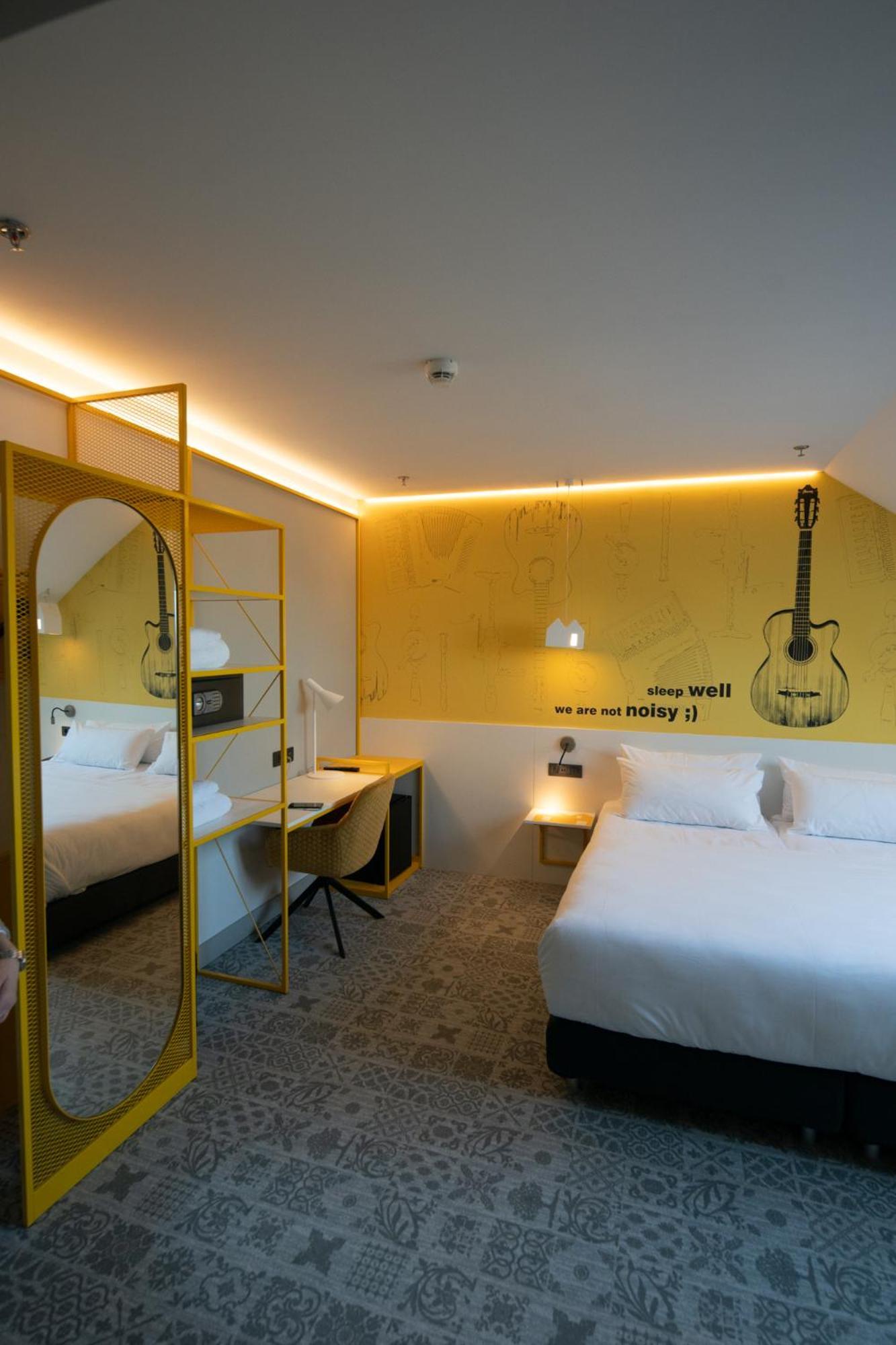 Ibis Styles Sibiu Arsenal Hotel Ngoại thất bức ảnh