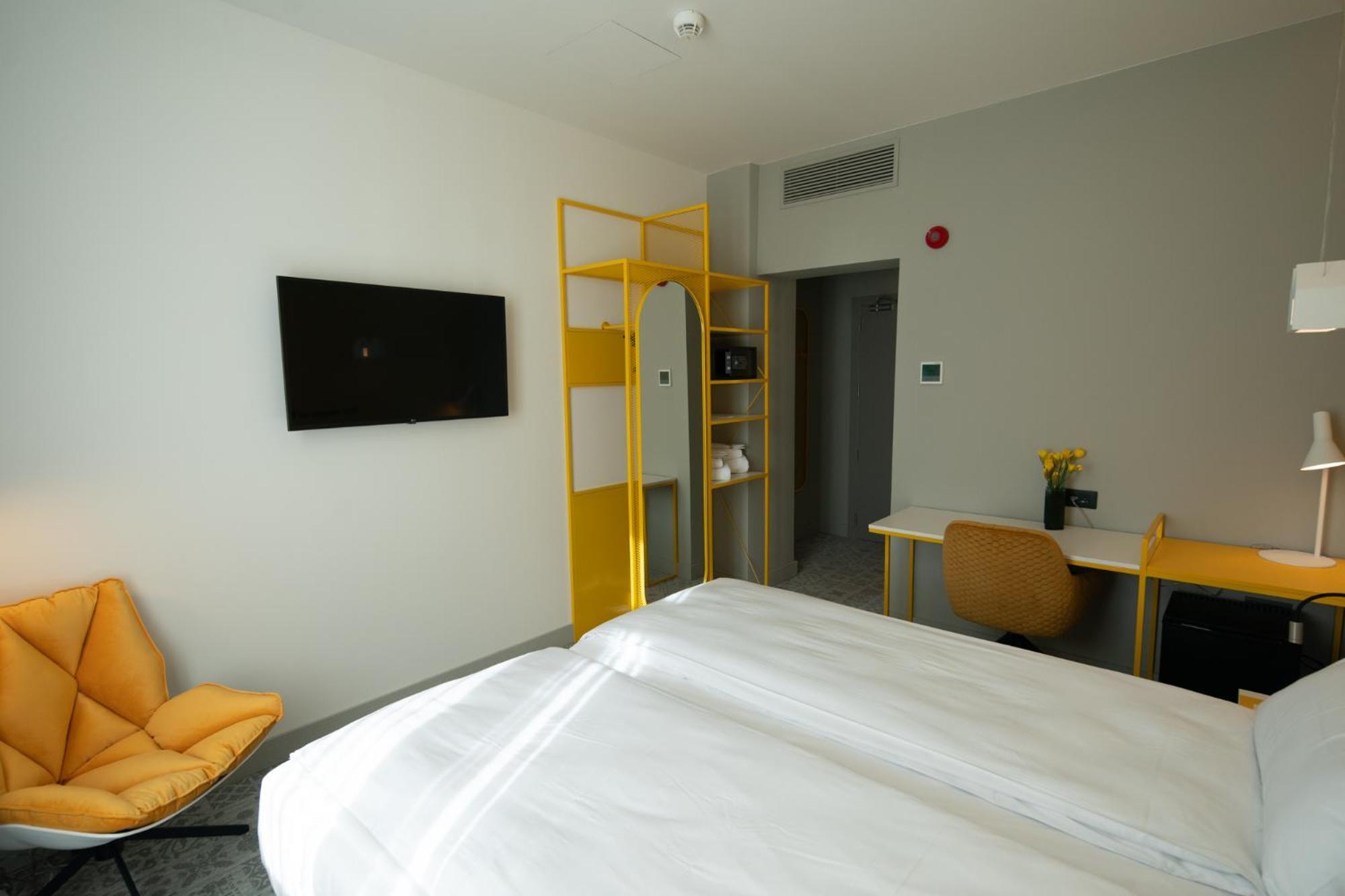 Ibis Styles Sibiu Arsenal Hotel Ngoại thất bức ảnh