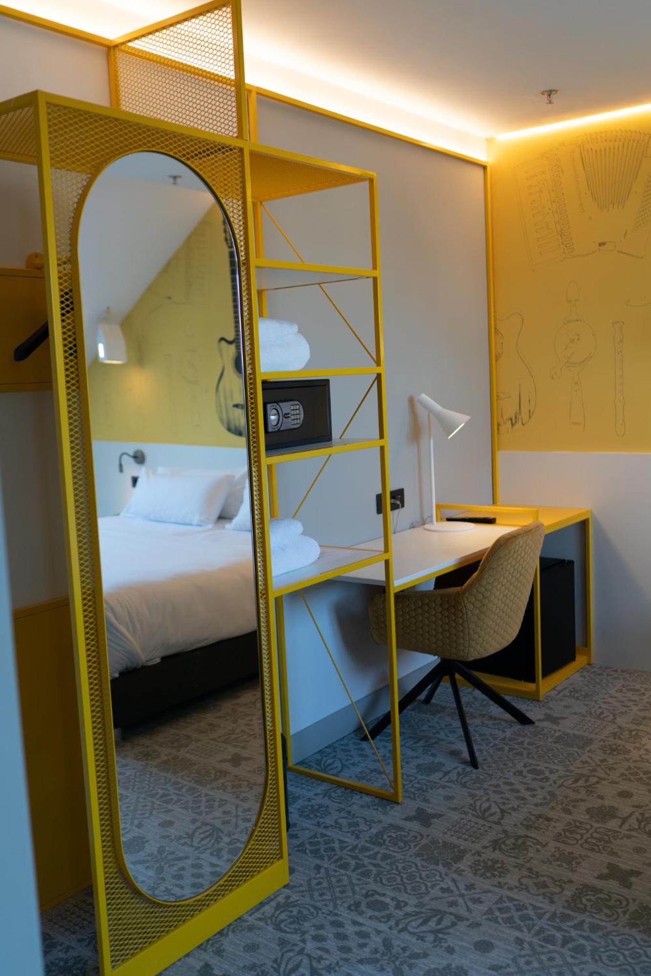 Ibis Styles Sibiu Arsenal Hotel Ngoại thất bức ảnh